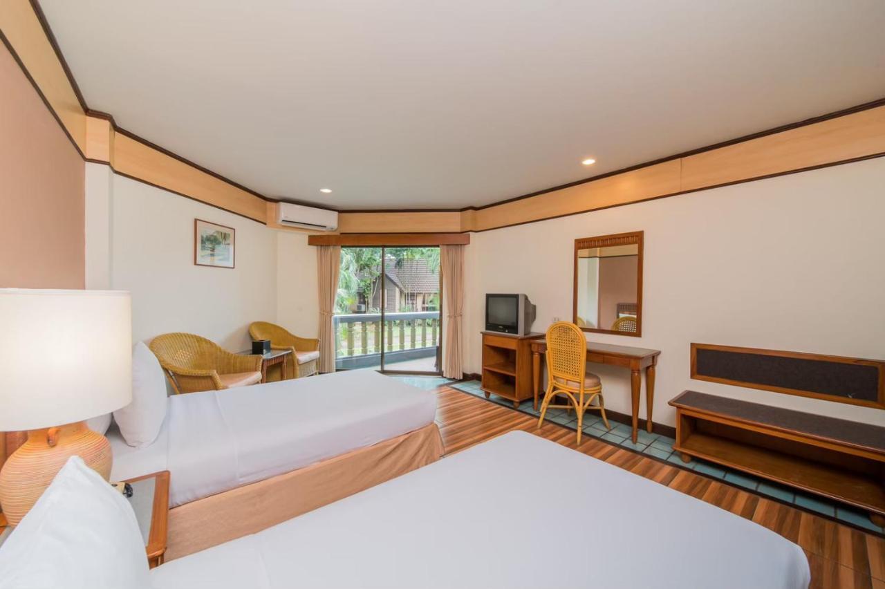 נה ג'ומטיין Botany Beach Resort Pattaya מראה חיצוני תמונה