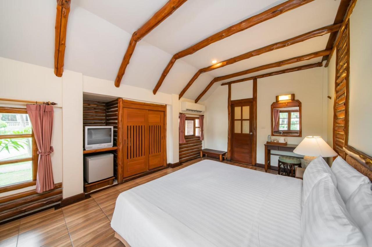 נה ג'ומטיין Botany Beach Resort Pattaya מראה חיצוני תמונה