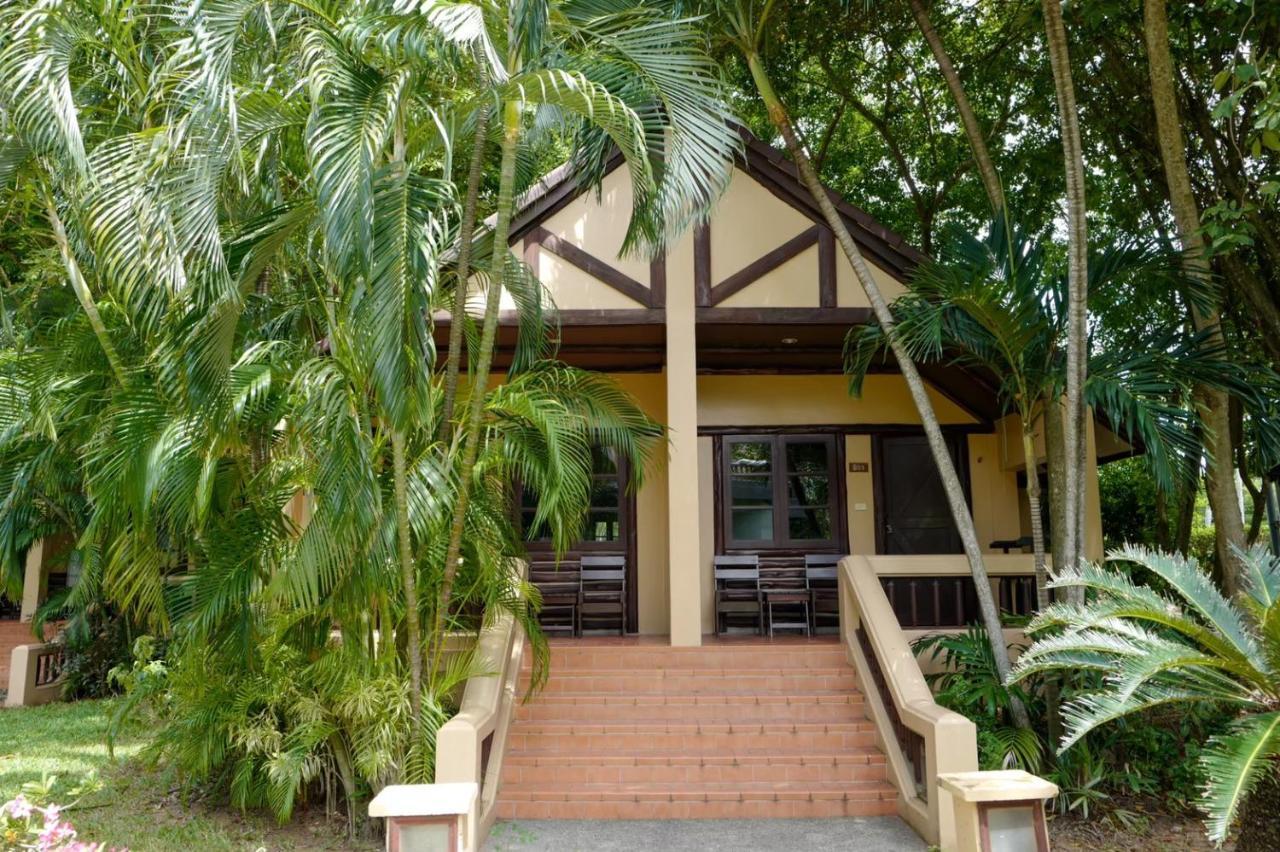 נה ג'ומטיין Botany Beach Resort Pattaya מראה חיצוני תמונה