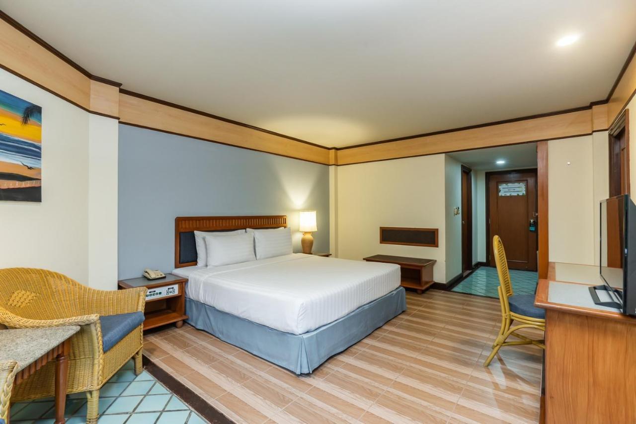 נה ג'ומטיין Botany Beach Resort Pattaya מראה חיצוני תמונה