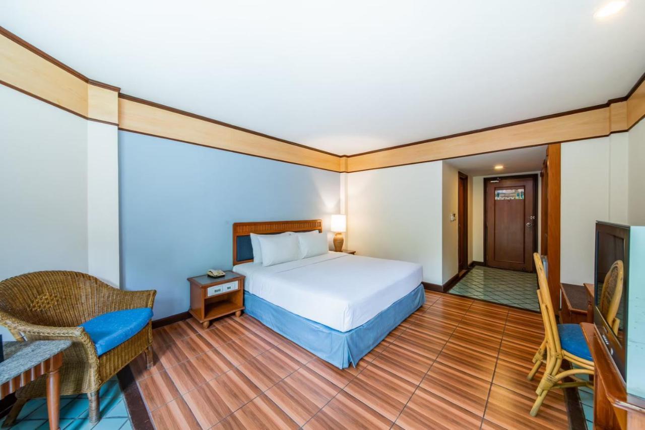 נה ג'ומטיין Botany Beach Resort Pattaya מראה חיצוני תמונה